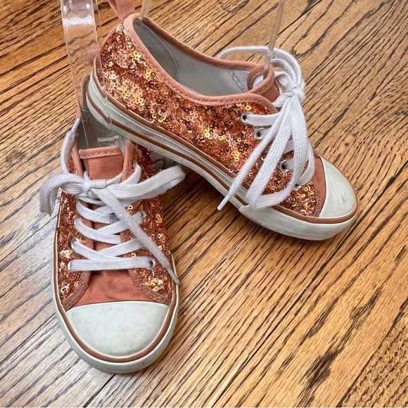 Old Navy Other - Old Navy Sparkle Sneakers Converse Style Tennis Shoe Size 13 Kids Rose Gold Girl